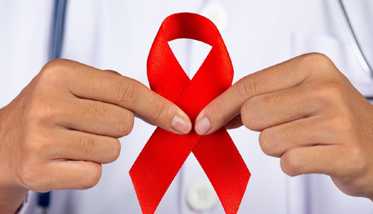 1 декабря  - Всемирный день борьбы со СПИДом